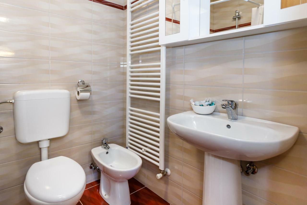 Apartman Dobrila Vrh  Eksteriør bilde